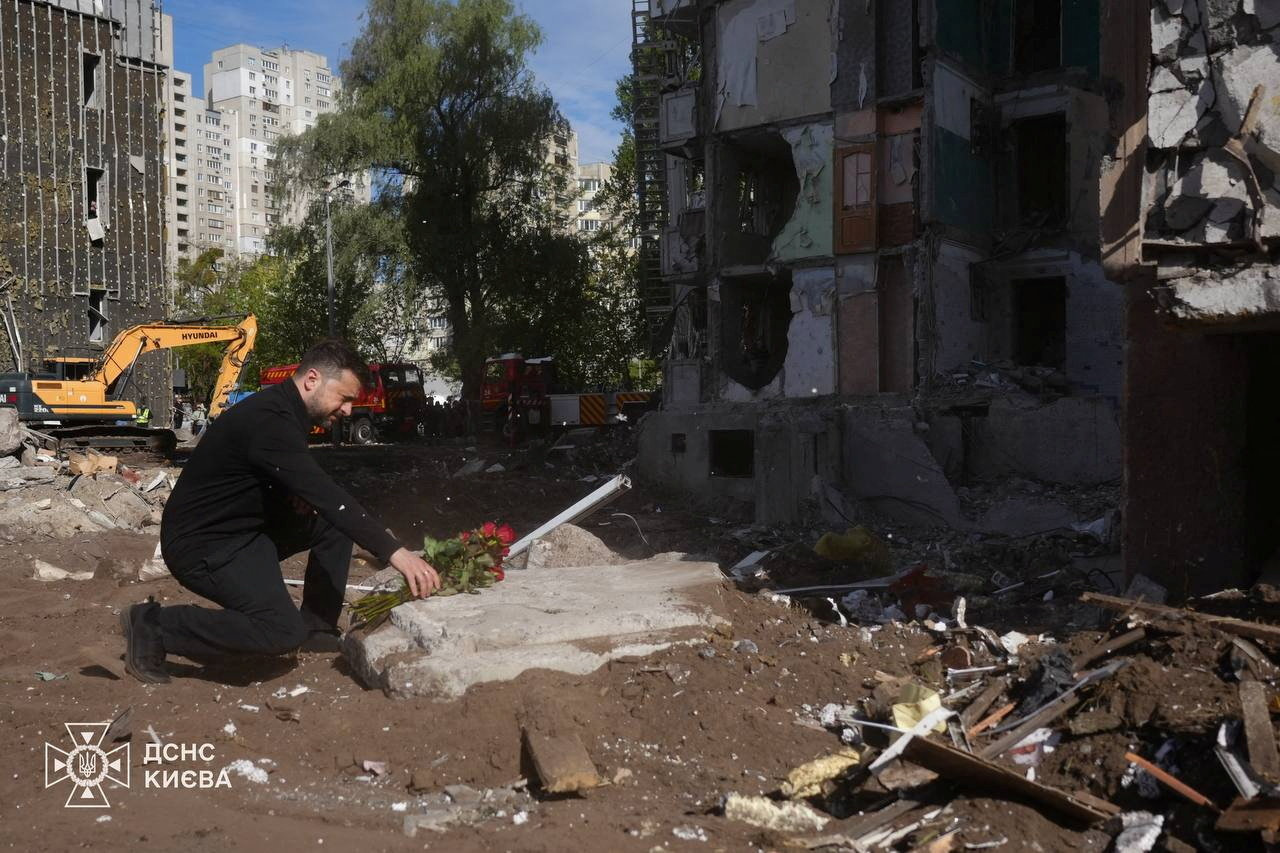Ukraine's President Volodymyr ZelenskiyPress service of the State Emergency Service of Ukraine in Kyiv/Handout via REUTERS