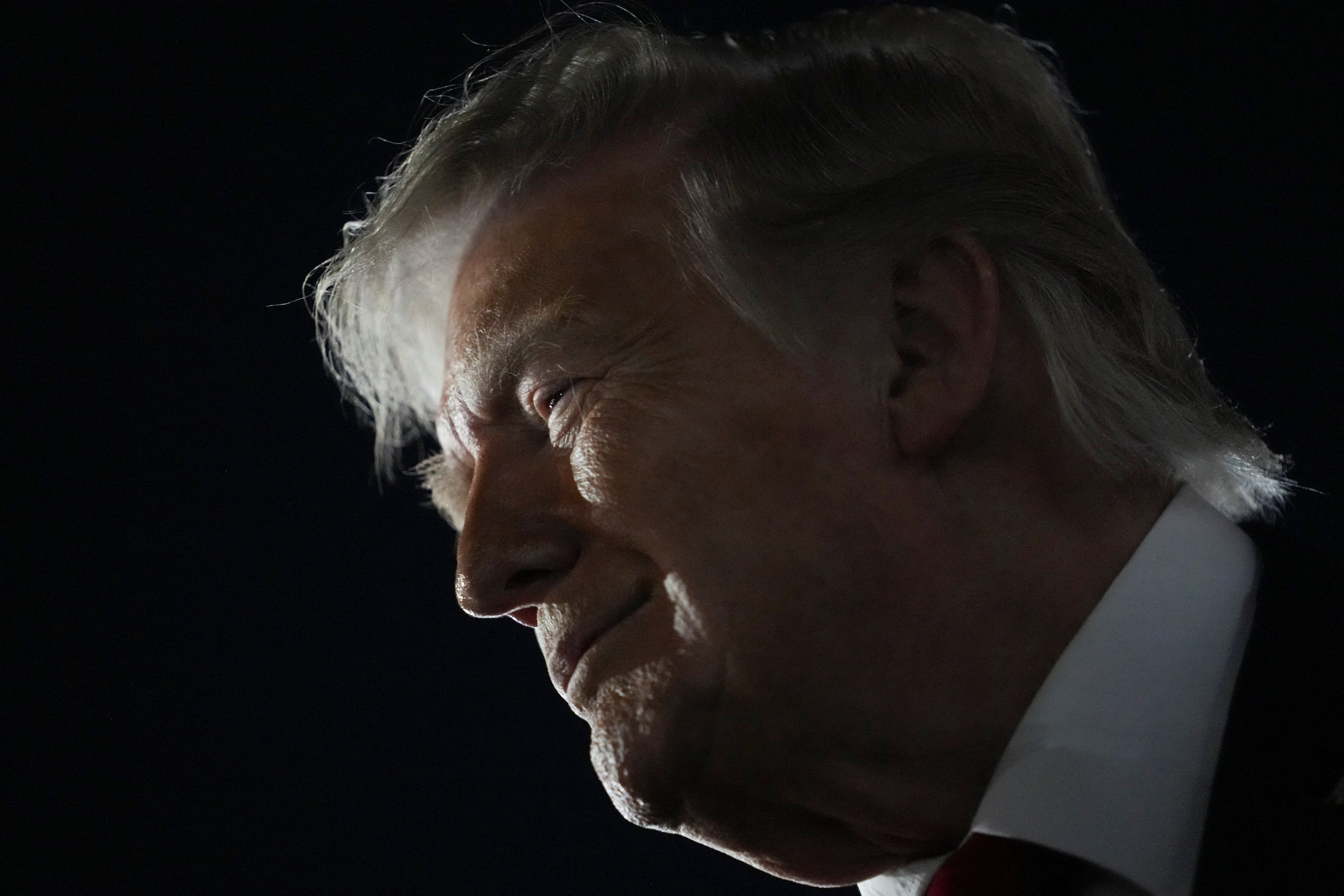 2026-06-09T061230Z_1483412608_RC23QLALA10N_RTRMADP_3_USA-TRUMP