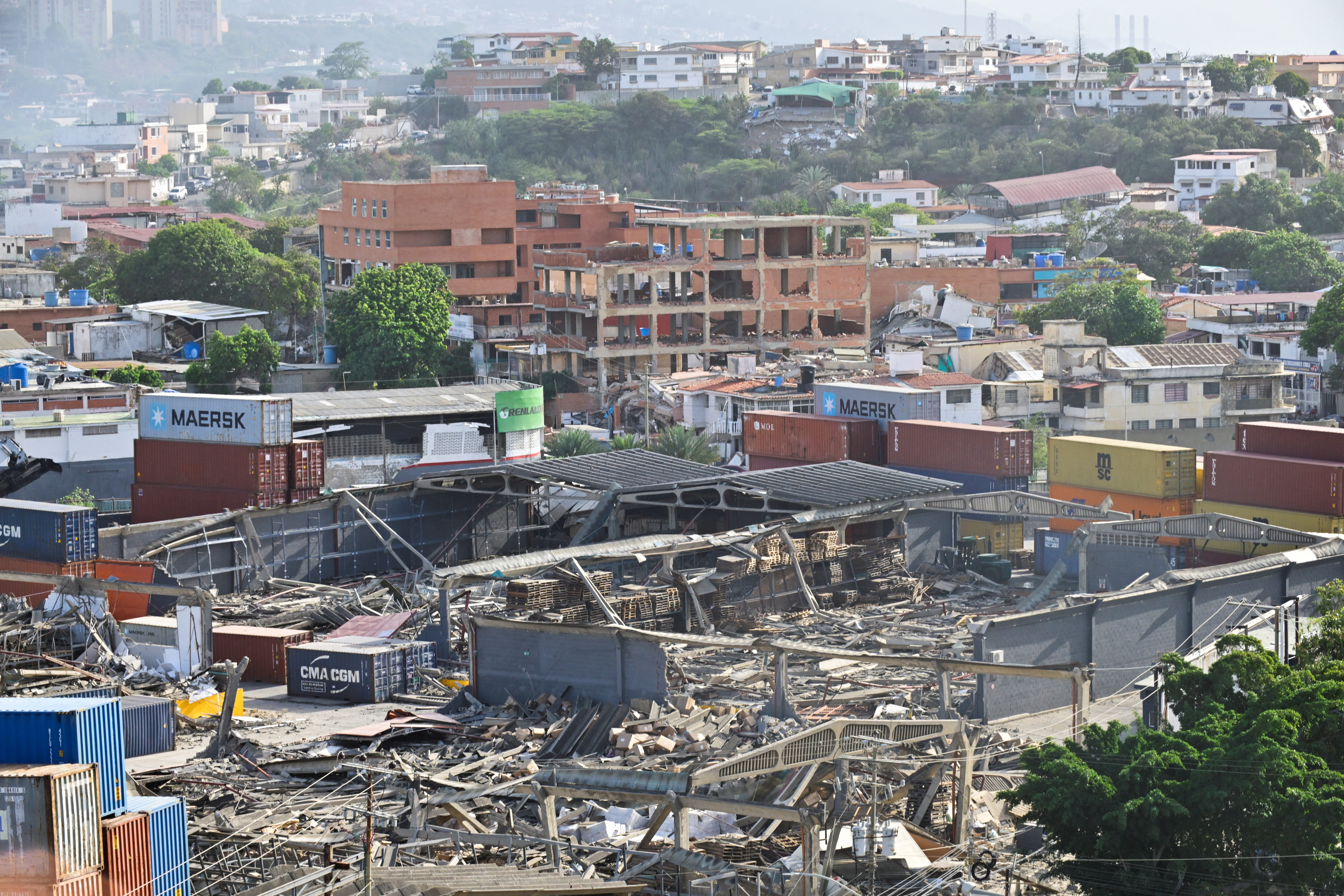 A view of the remains of buildings damaged in the aftermath of earthquakes in La Guaira, Venezuela, June 25, 2026. REUTERS/Maxwell Briceno
