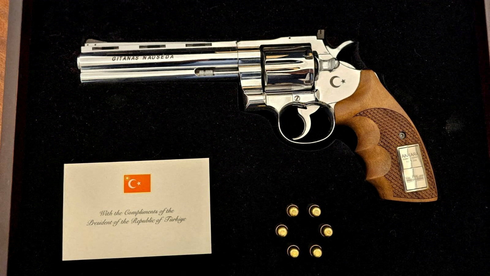 Revolver