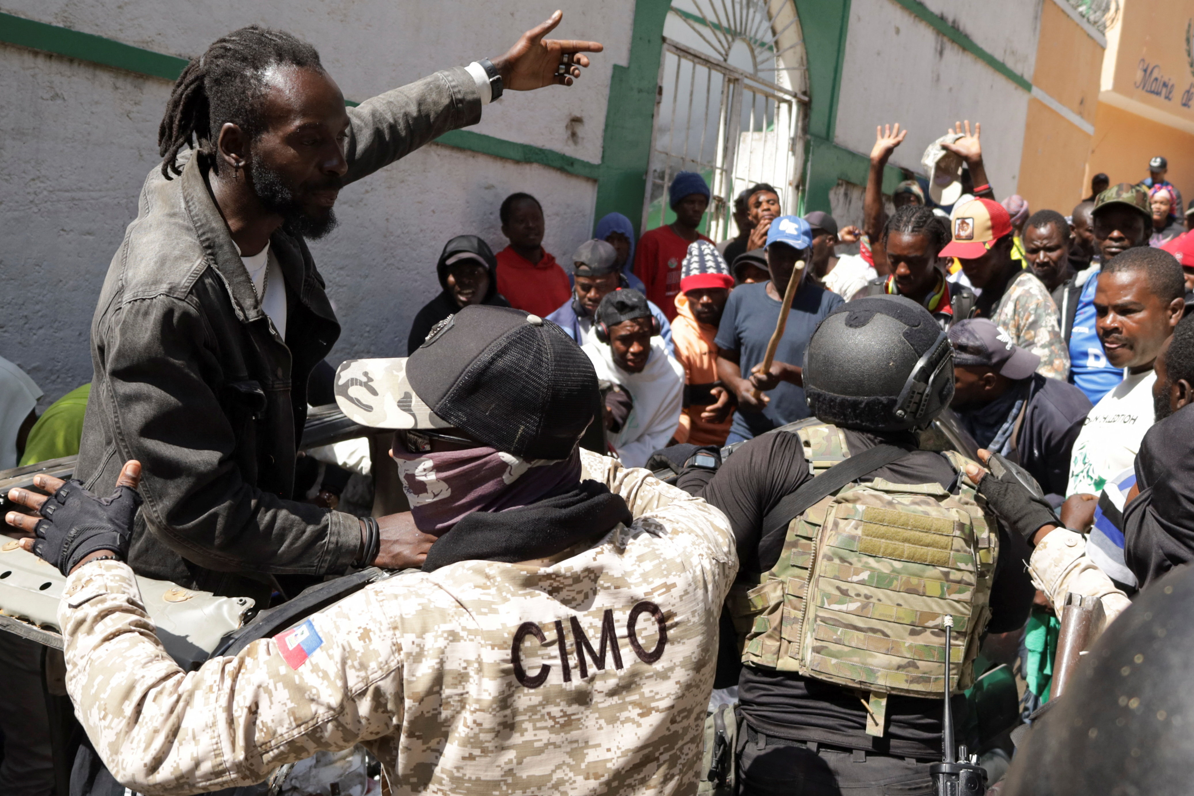 2026-08-24T203628Z_1920933466_RC2P4NAL9GF2_RTRMADP_3_HAITI-VIOLENCE