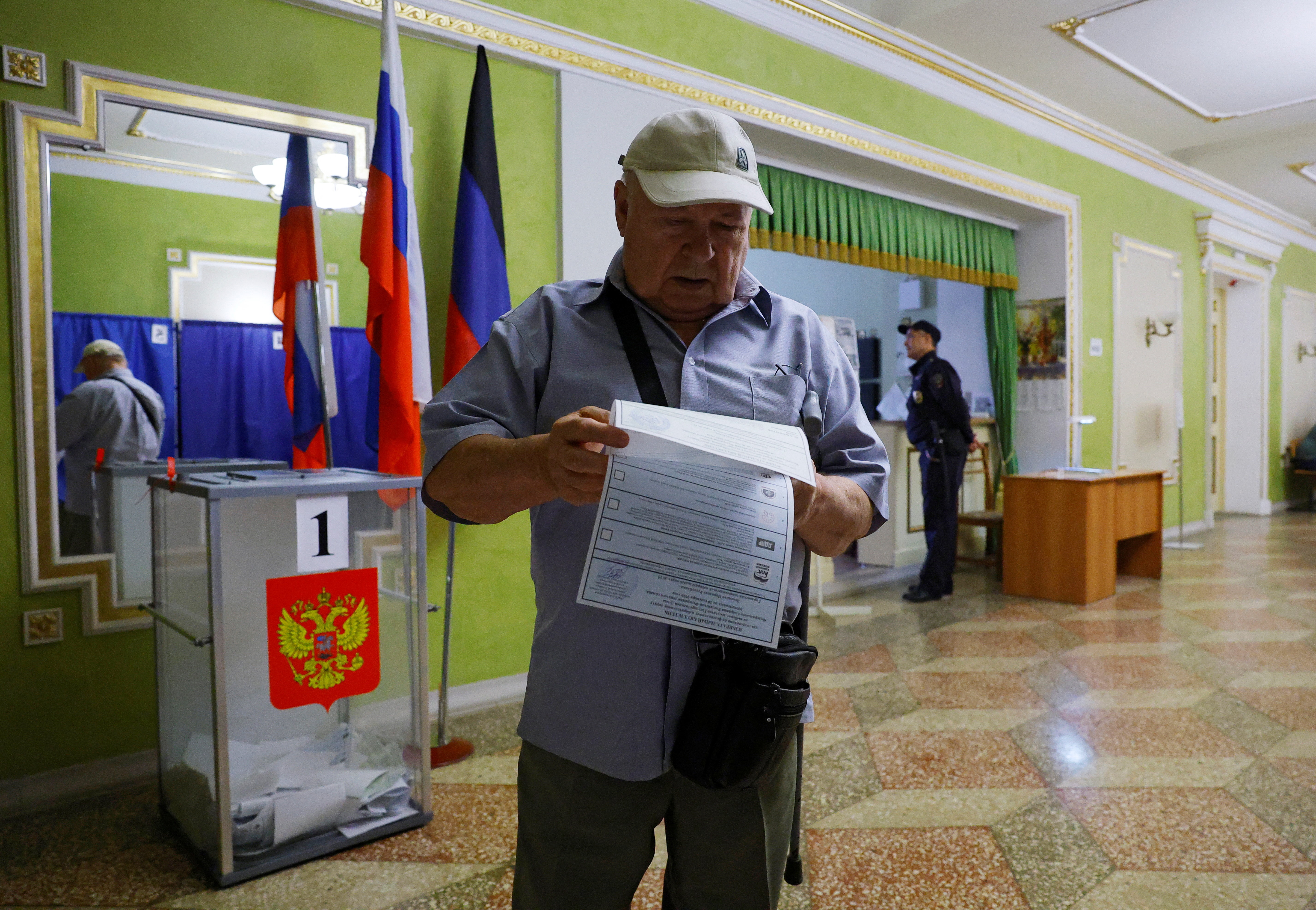 2026-09-18T104049Z_825380086_RC2KLNAYIVL6_RTRMADP_3_UKRAINE-CRISIS-RUSSIA-ELECTION