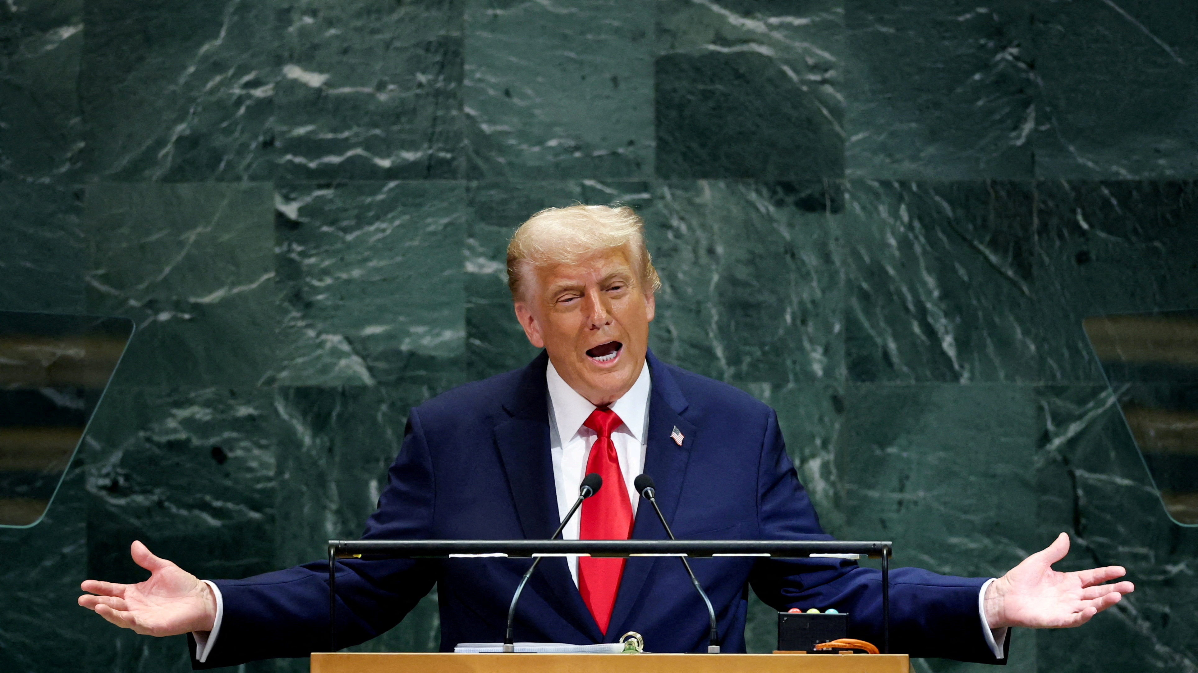 FILE PHOTO: U.S. President Donald Trump addresses the 80th United Nations General Assembly at U.N. headquarters in New York City, U.S., September 23, 2025.  REUTERS/MIKE SEGAR/File Photo