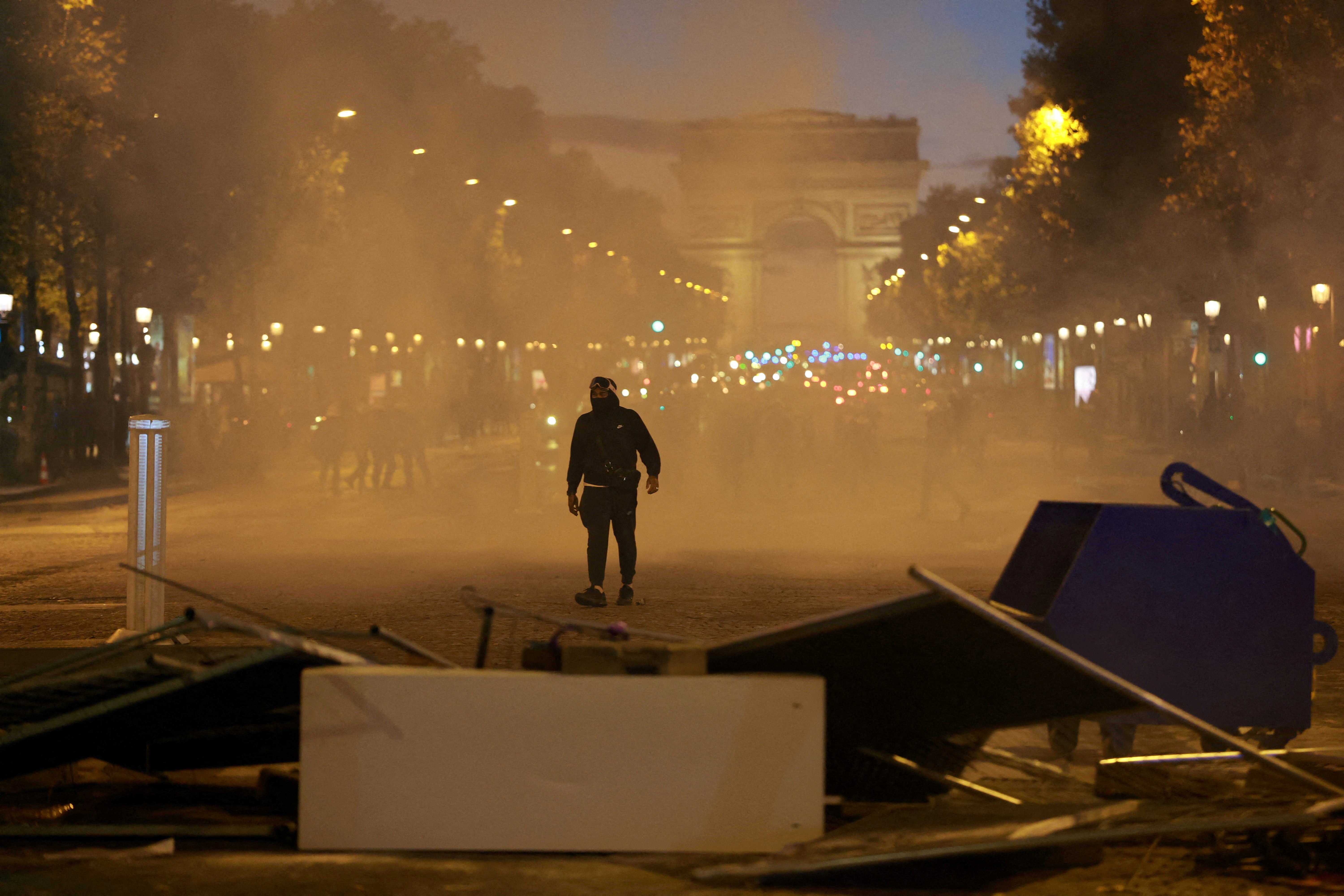 2026-10-17T192828Z_1294126780_RC255OA1ZX2P_RTRMADP_3_FRANCE-PROTEST