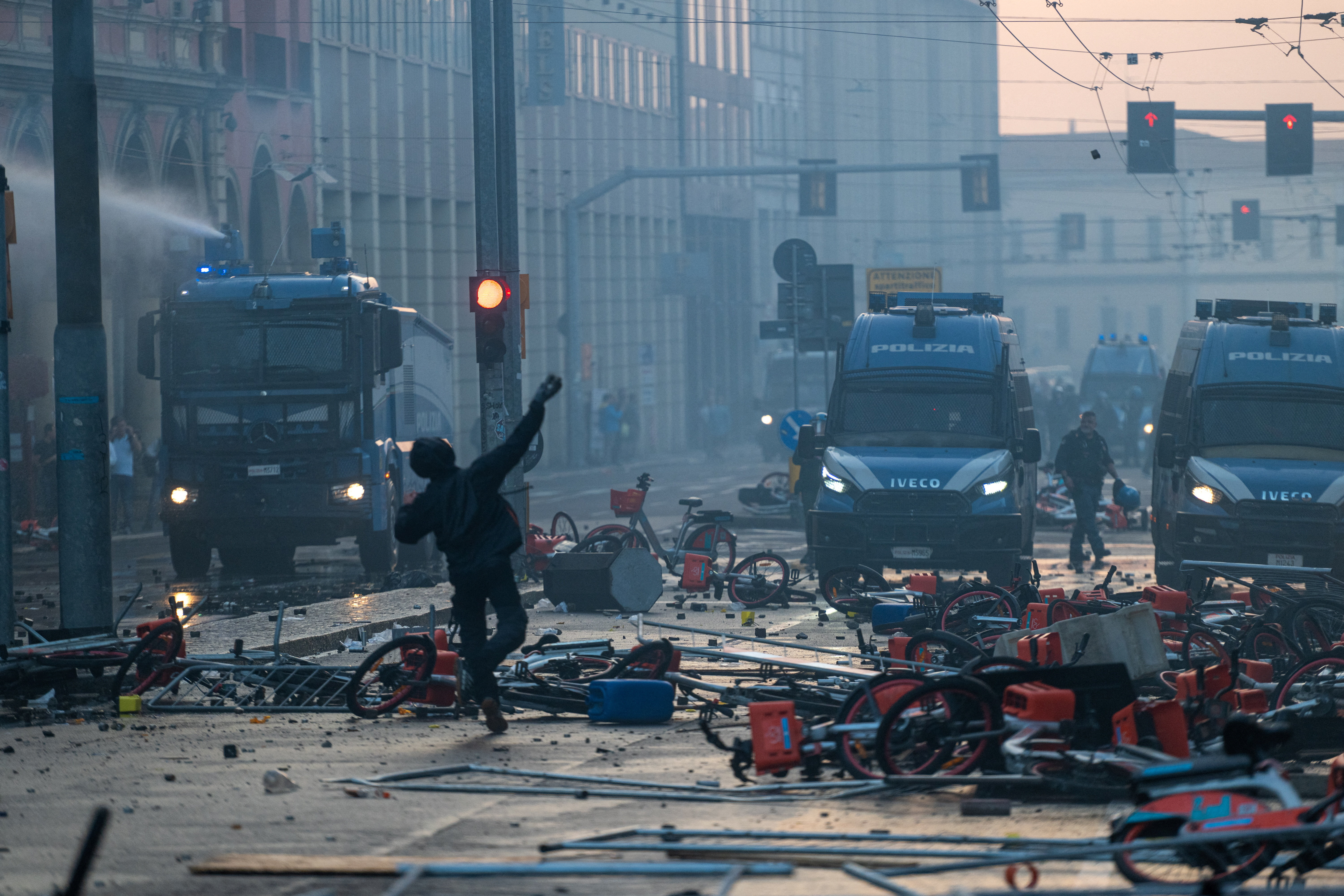 2026-10-17T182842Z_2008699065_RC245OA7P8Q2_RTRMADP_3_ITALY-PROTEST