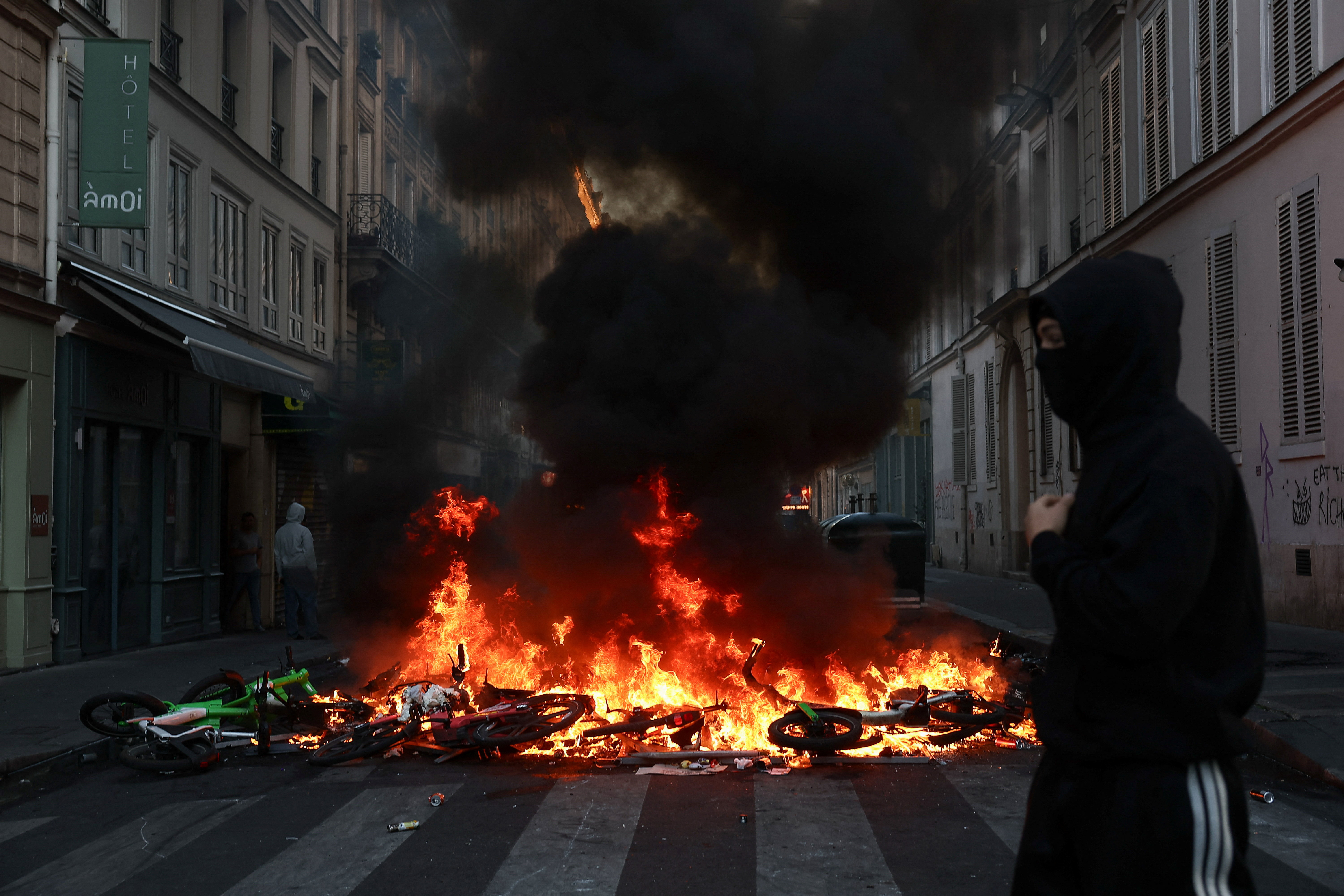 2026-10-18T162755Z_1533522421_RC2R5OAH6PM3_RTRMADP_3_FRANCE-PROTEST