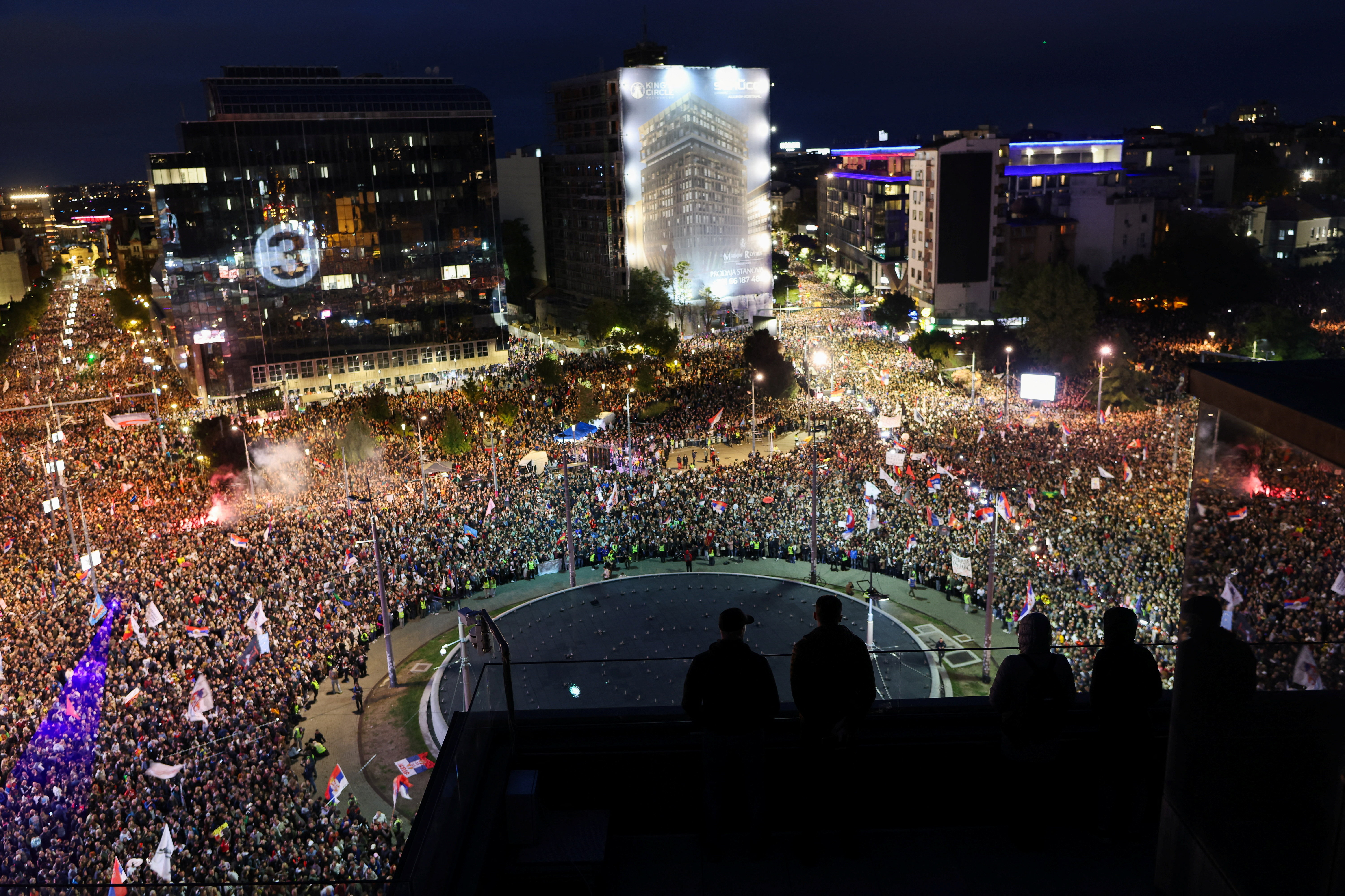 2026-10-22T164141Z_306078463_RC2G8OA4RAIW_RTRMADP_3_SERBIA-ELECTION-STUDENTS-RALLY