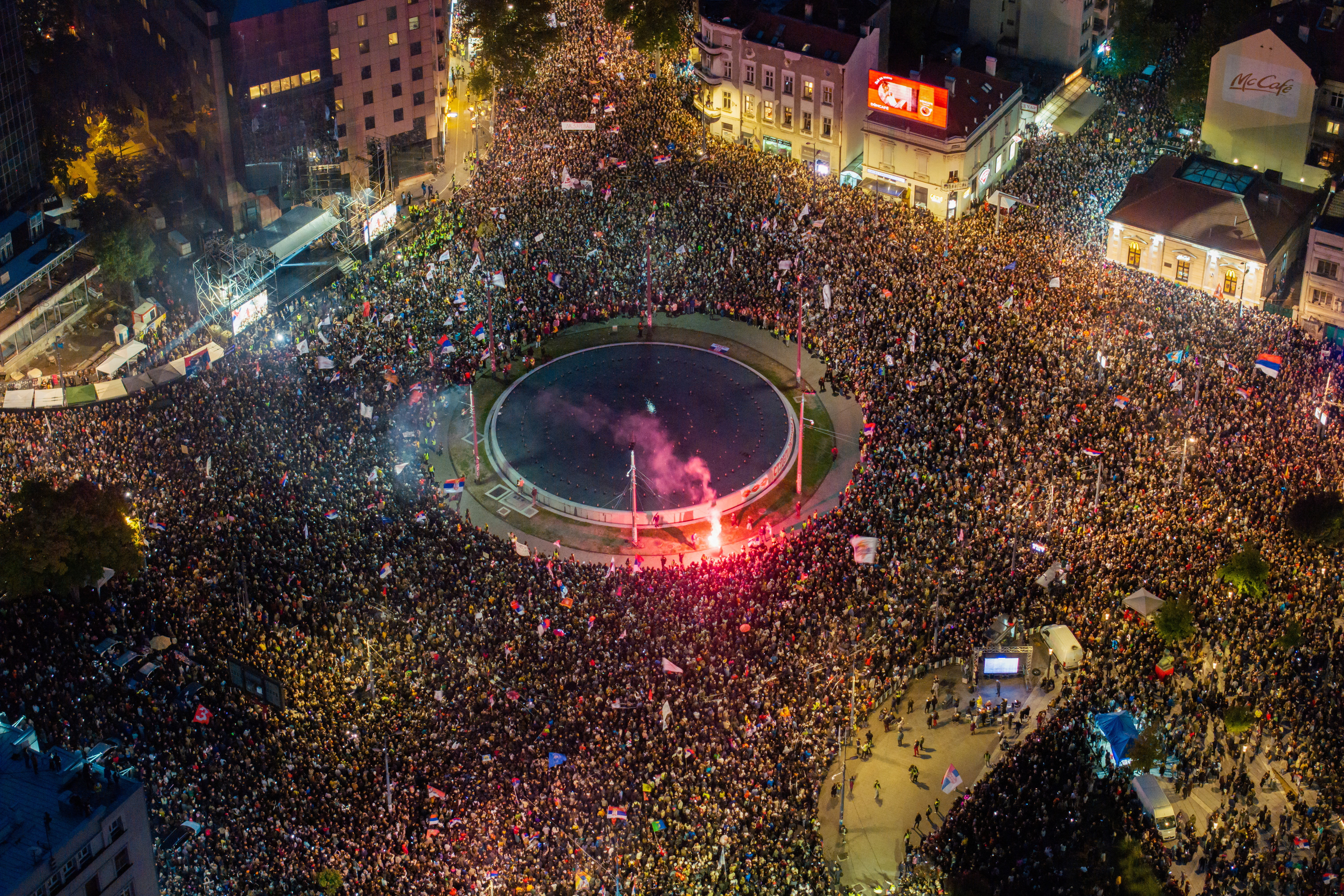 2026-10-22T165008Z_225861771_RC2G8OA8MAFB_RTRMADP_3_SERBIA-ELECTION-STUDENTS-RALLY