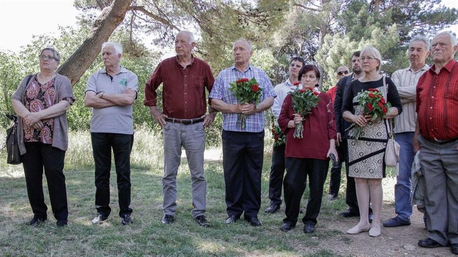 1859550812764783124904032262422842793762615o