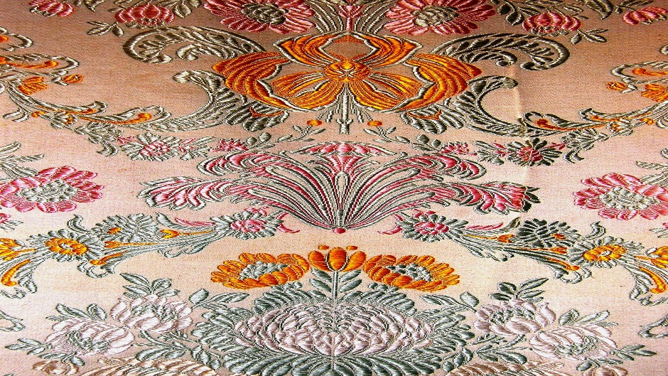 2 brokat Morgue File