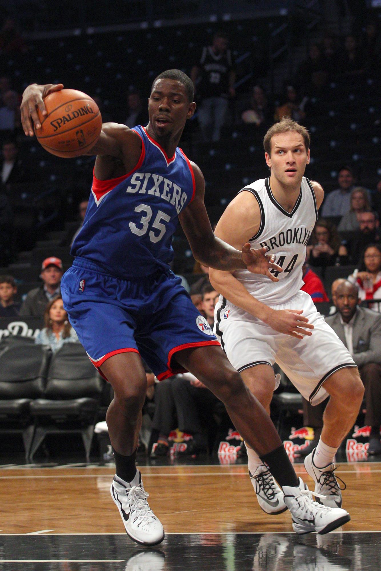 2014-10-21T004445Z_1307955518_NOCID_RTRMADP_3_NBA-PRESEASON-PHILADELPHIA-76ERS-AT-BROOKLYN-NETS