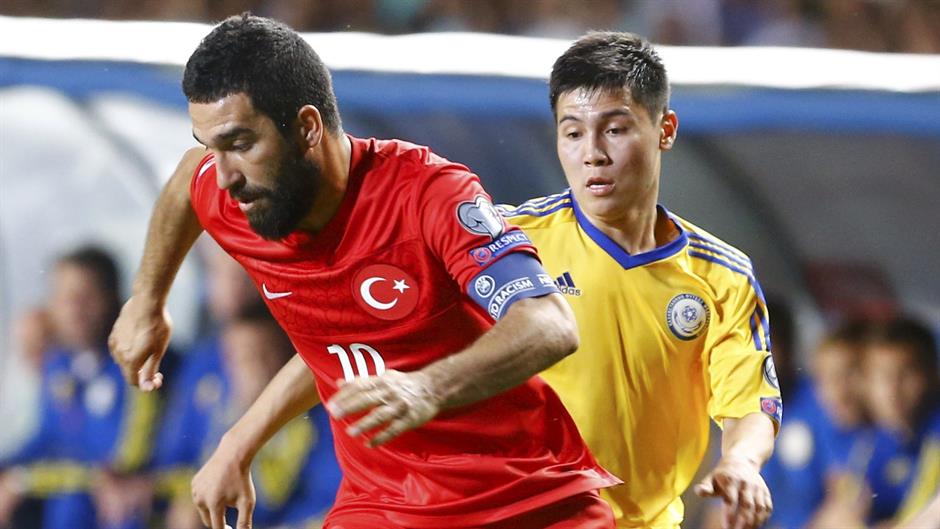 2015-06-12T180700Z_1660200839_GF10000125481_RTRMADP_3_SOCCER-EURO