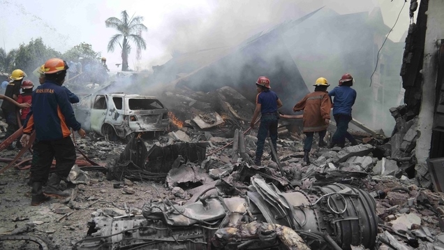 2015-06-30T074330Z_2070492550_GM1EB6U17IJ01_RTRMADP_2_INDONESIA-MILITARY-CRASH