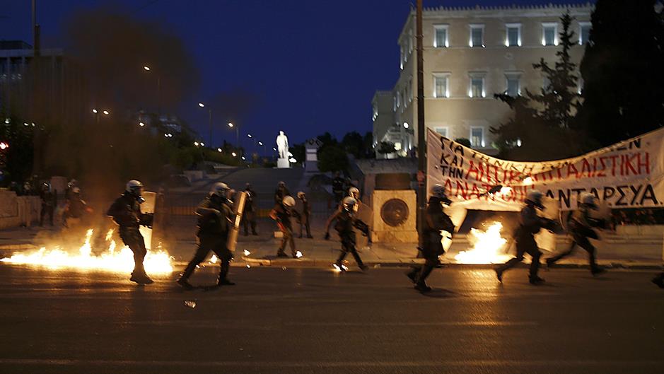 2015-07-15T184857Z_1601349539_LR2EB7F1G9AP6_RTRMADP_3_EUROZONE-GREECE