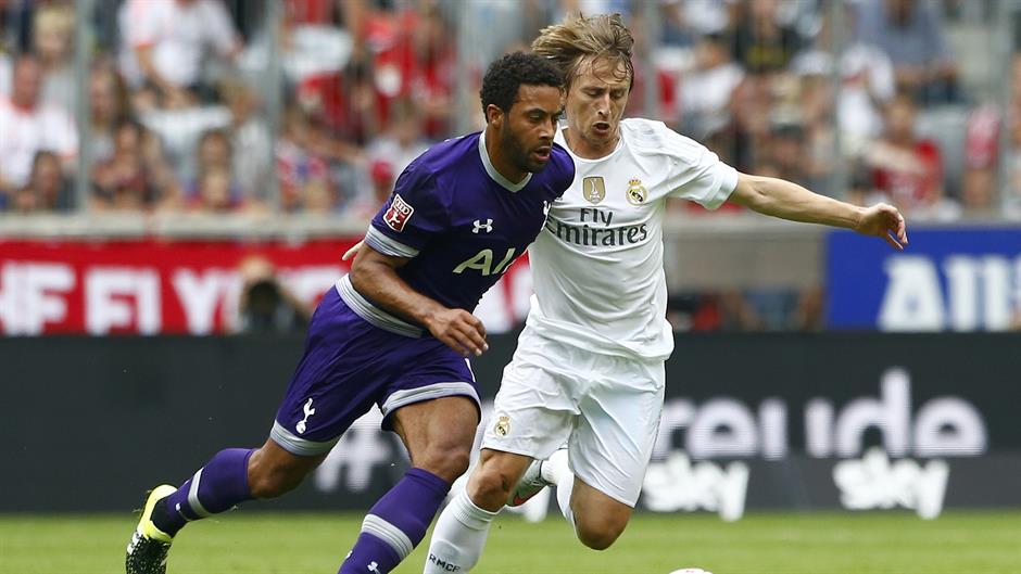 2015-08-04T163836Z_112072706_LR2EB841A80X8_RTRMADP_3_SOCCER-GERMANY-AUDI-CUP