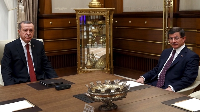 2015-08-18T194724Z_1140673399_GF10000175887_RTRMADP_2_TURKEY-POLITICS-MANDATE