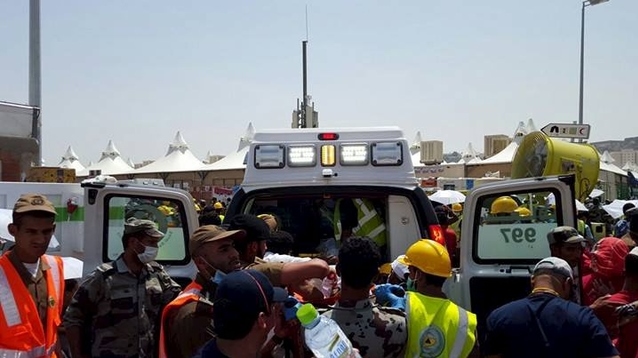 2015-09-24T125826Z_1223935949_GF10000218852_RTRMADP_2_SAUDI-HAJ