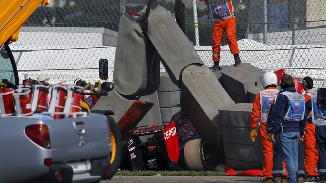 2015-10-10T105307Z_1366326858_GF10000239679_RTRMADP_2_MOTOR-RACING-PRIX