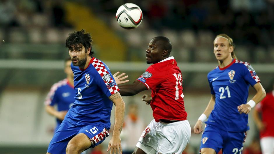 2015-10-13T200408Z_1218445294_GF10000243818_RTRMADP_3_SOCCER-EURO