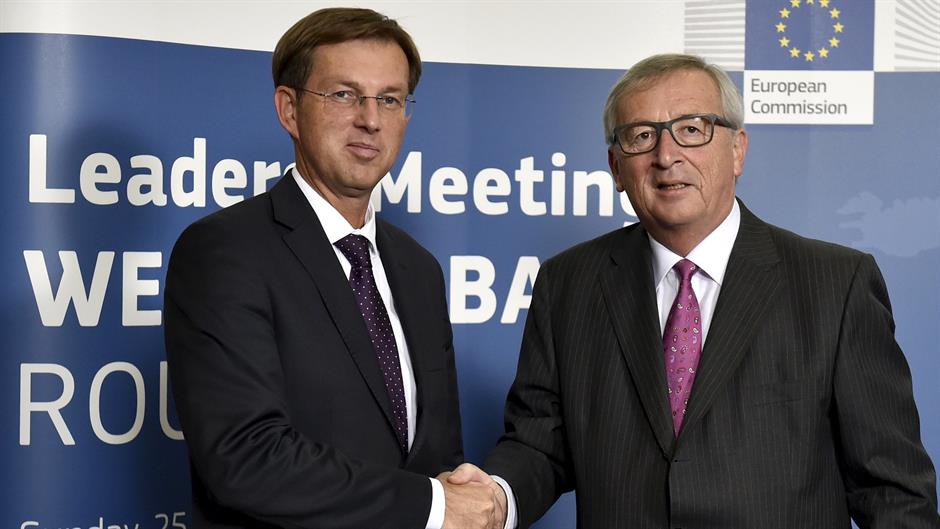 2015-10-25T162854Z_17593317_GF20000032613_RTRMADP_3_EUROPE-MIGRANTS-SUMMIT