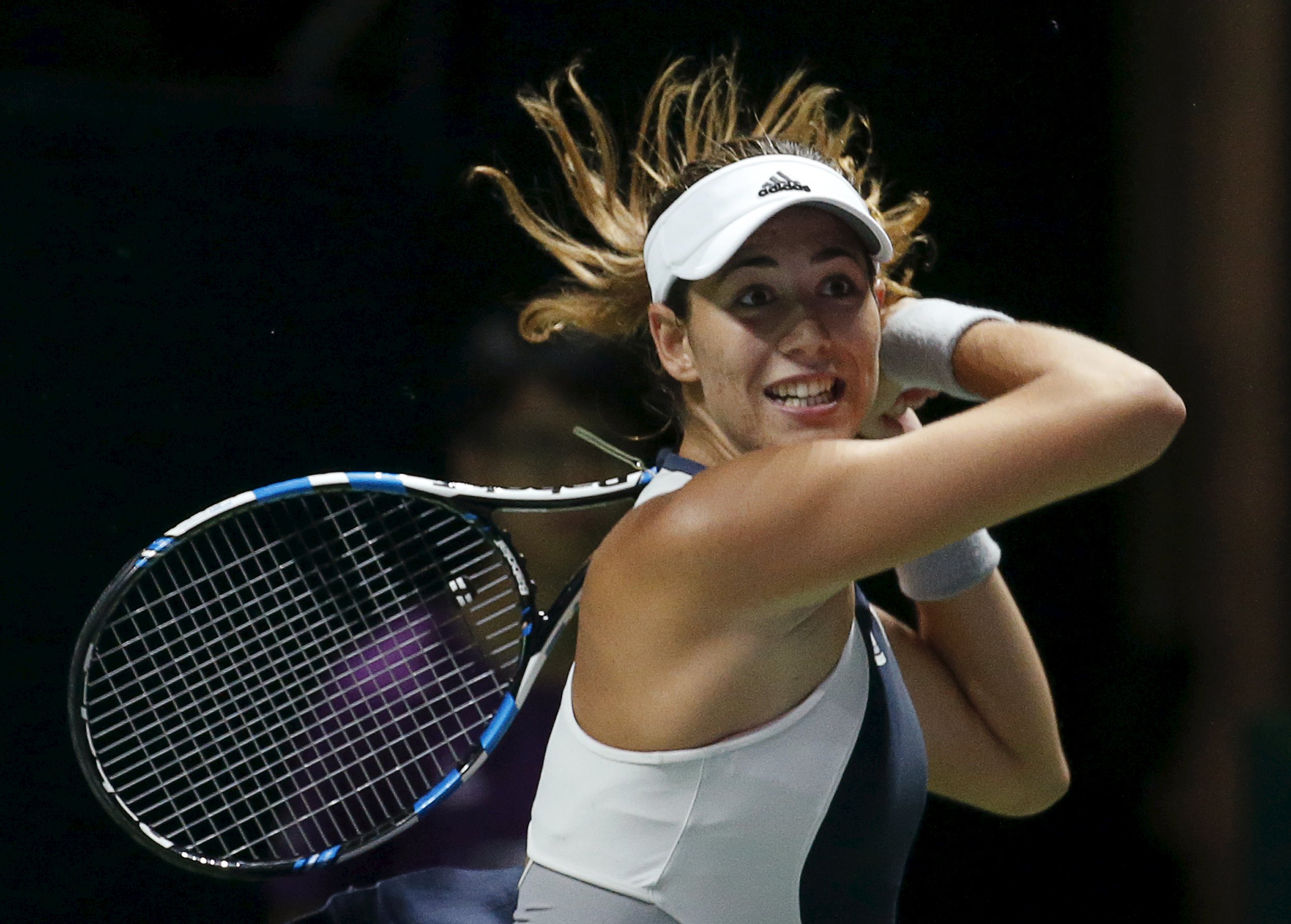 2015-10-26T123647Z_1867332420_GF20000033672_RTRMADP_3_TENNIS-WOMEN-FINALS