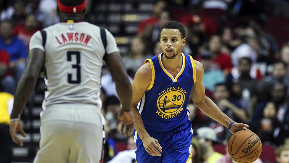 2015-10-31T020245Z_1080021126_NOCID_RTRMADP_3_NBA-GOLDEN-STATE-WARRIORS-AT-HOUSTON-ROCKETS