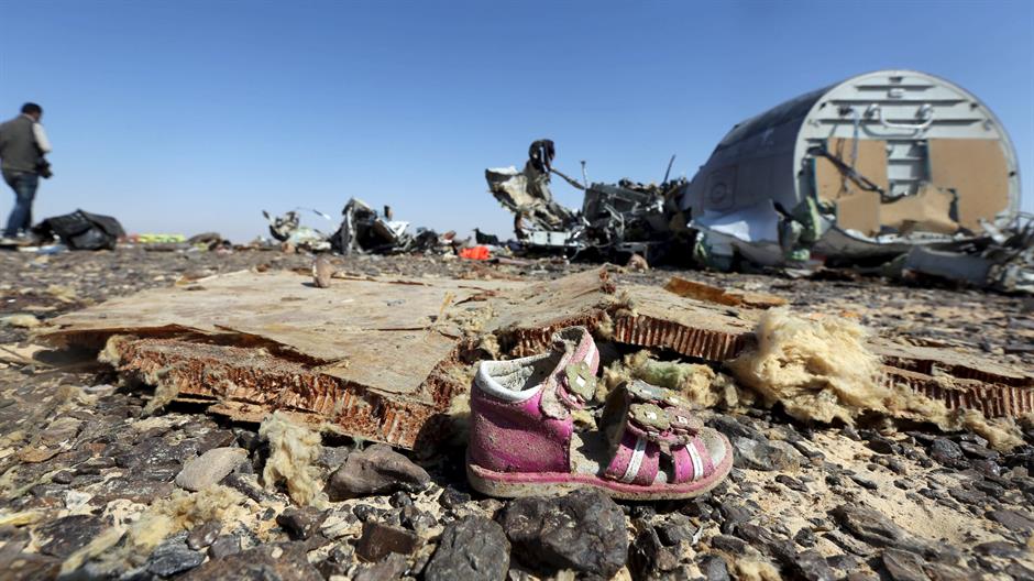 2015-11-01T130307Z_1374915978_GF20000041667_RTRMADP_3_EGYPT-CRASH