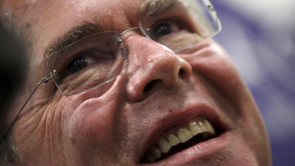 2015-11-09T232805Z_536544304_GF20000052440_RTRMADP_3_USA-ELECTION-BUSH