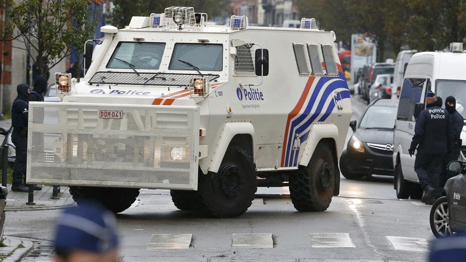 2015-11-16T132641Z_1918667321_LR2EBBG11C1VI_RTRMADP_3_FRANCE-SHOOTING-BELGIUM