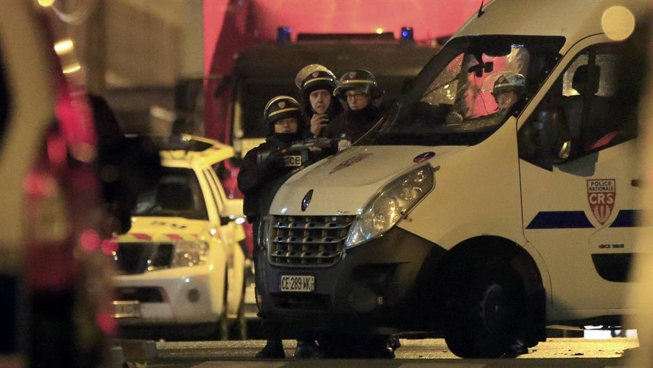 2015-11-24T203541Z_345395830_LR1EBBO1L76H8_RTRMADP_3_FRANCE-SHOOTING-HOSTAGES