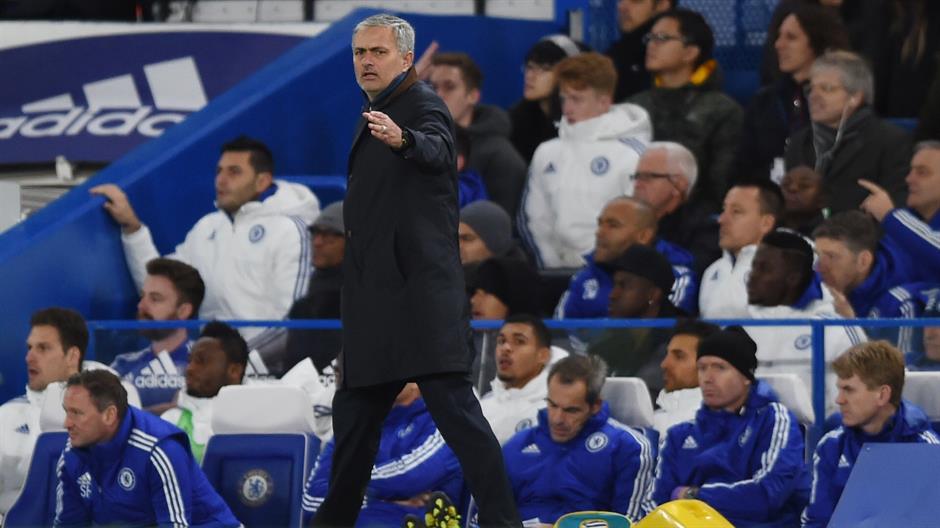 2015-12-05T193452Z_92345692_MT1ACI14211431_RTRMADP_3_SOCCER-ENGLAND-CHE-BOU