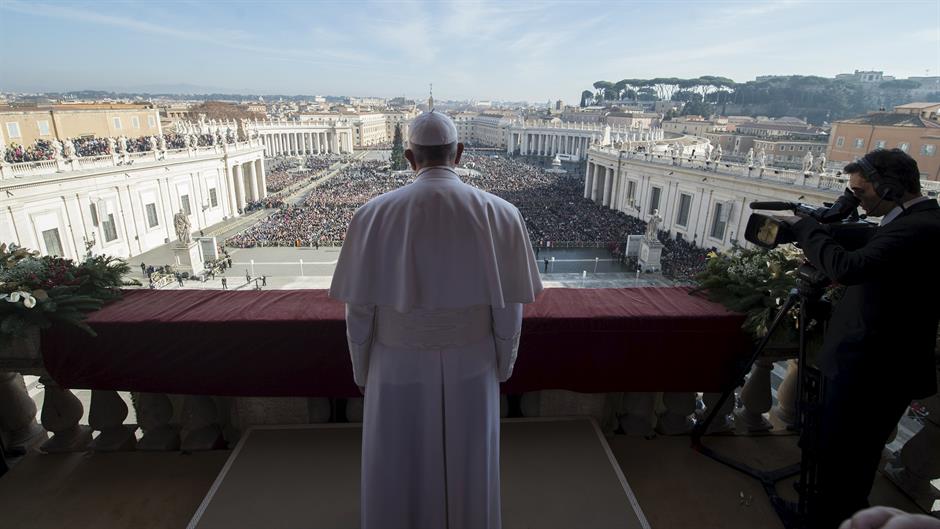 2015-12-25T131937Z_1083322646_GF10000276107_RTRMADP_3_CHRISTMAS-SEASON