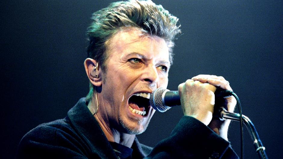2016-01-08T140235Z_1864242614_D1BESFZOFJAA_RTRMADP_3_MUSIC-DAVIDBOWIE