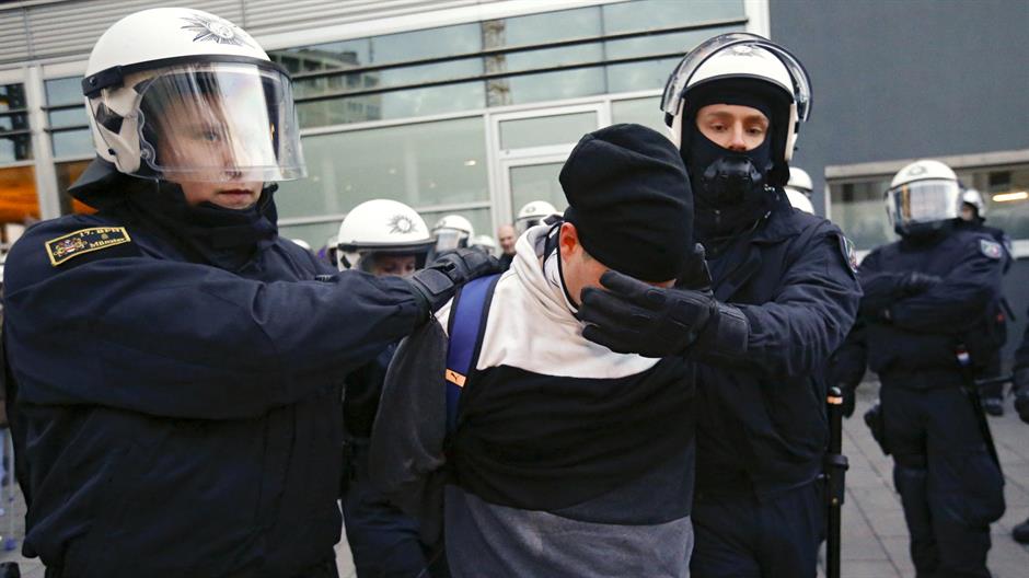 2016-01-10T085918Z_1636879978_GF20000089917_RTRMADP_3_GERMANY-ASSAULTS