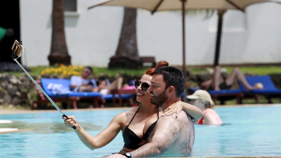 2016-01-18T125734Z_801217940_GF20000098903_RTRMADP_3_KENYA-TOURISM