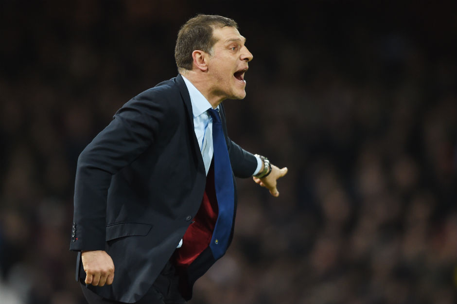 2016-01-23T181936Z_96574776_MT1ACI14256530_RTRMADP_3_SOCCER-ENGLAND-WHU-MCI