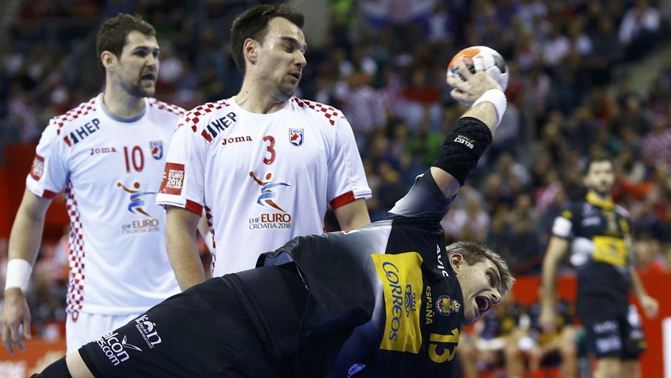 2016-01-29T202202Z_182169360_LR2EC1T1KKFM7_RTRMADP_3_HANDBALL-EURO