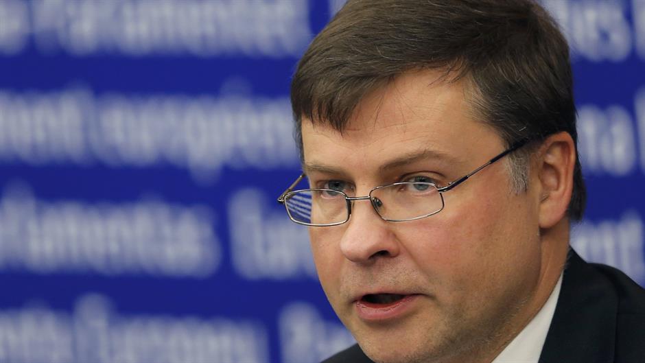 2016-02-02T152133Z_1256077963_LR1EC2216NMW8_RTRMADP_3_FRANCE-POLITICS