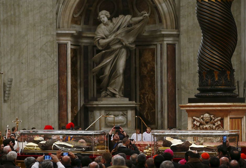 2016-02-05T180259Z_977852088_GF10000297309_RTRMADP_3_HOLYYEAR-SAINTS-PADREPIO