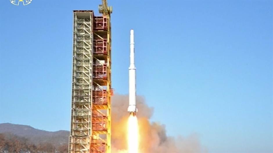 2016-02-07T062706Z_1315915616_GF10000299102_RTRMADP_3_NORTHKOREA-SATELLITE