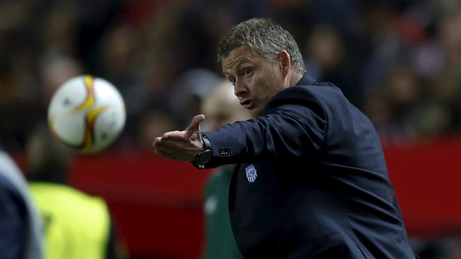 2016-02-18T201405Z_1296523971_GF10000314281_RTRMADP_3_SOCCER-EUROPA-SEV-MOL