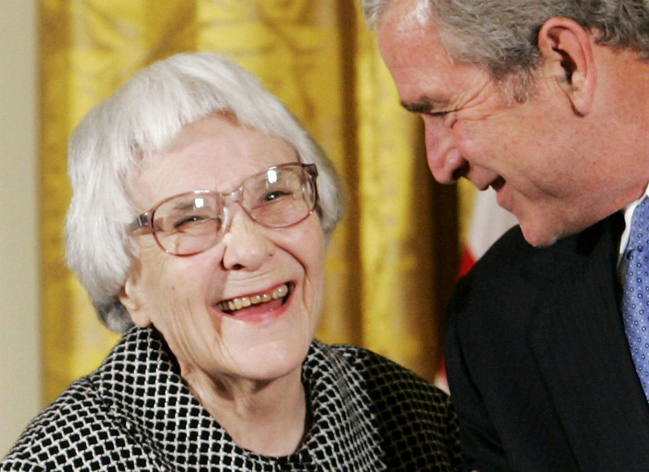 2016-02-19T155453Z_1886948835_TM3EC2J0TZ601_RTRMADP_3_PEOPLE-HARPERLEE