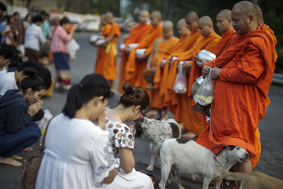 REUTERS/Athit Perawongmetha