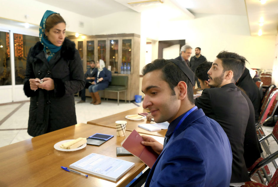 2016-02-26T131841Z_1946151579_GF10000324442_RTRMADP_3_IRAN-ELECTION