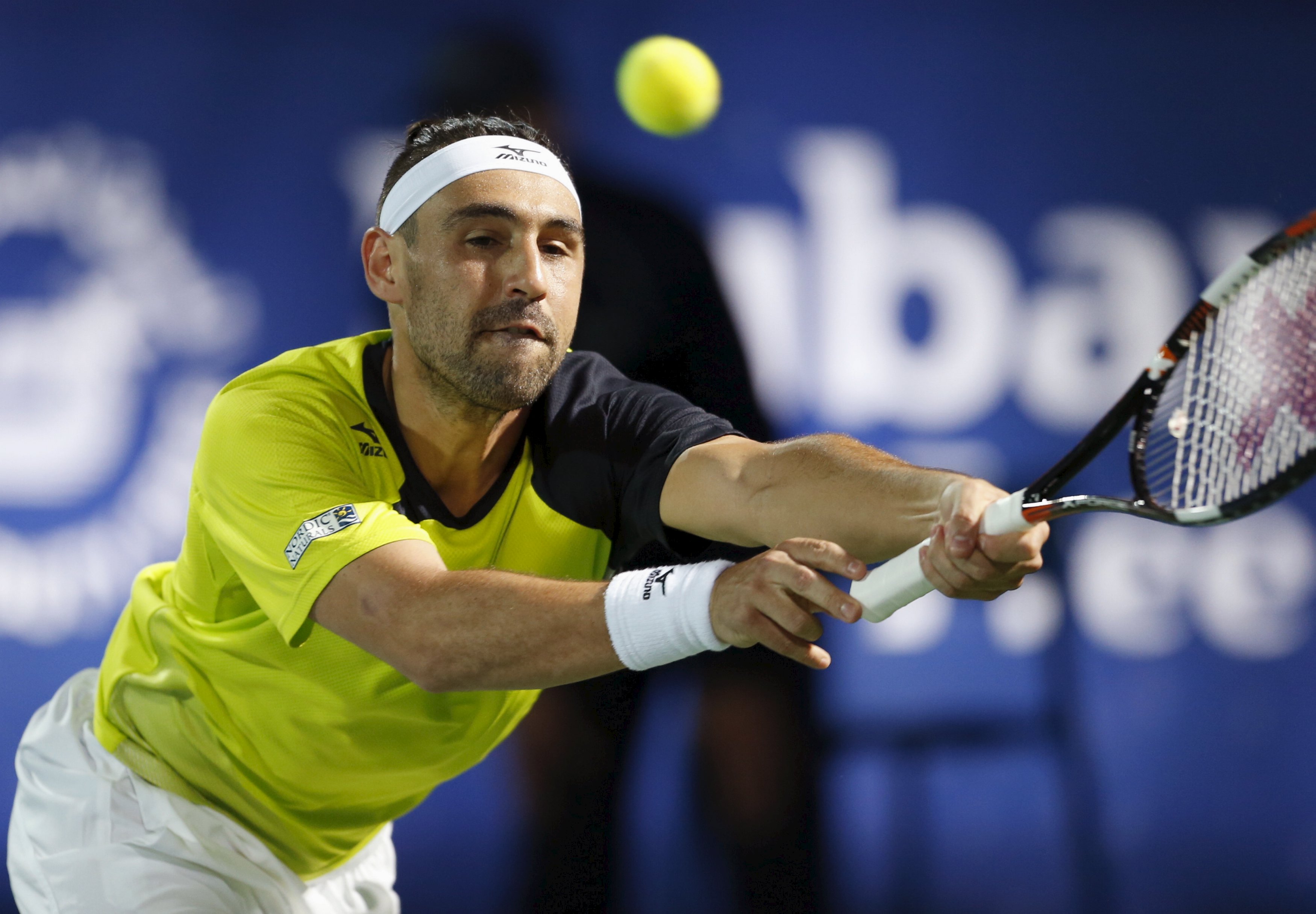 2016-02-26T162555Z_63385346_GF10000324638_RTRMADP_3_TENNIS-MEN-DUBAI