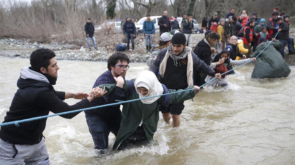 2016-03-14T135157Z_1395715374_LR1EC3E12IAUM_RTRMADP_3_EUROPE-MIGRANTS-GREECE-MACEDONIA