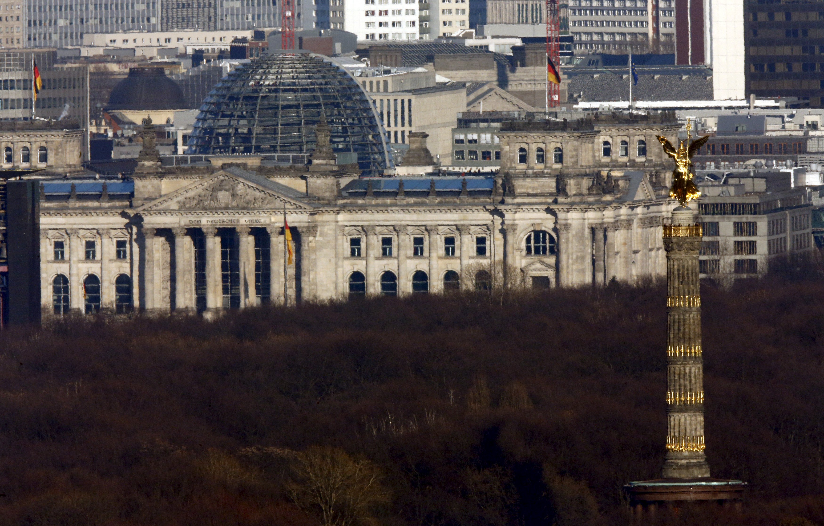 2016-03-17T195922Z_1063458197_GF10000349403_RTRMADP_3_GERMANY-DAILYLIFE