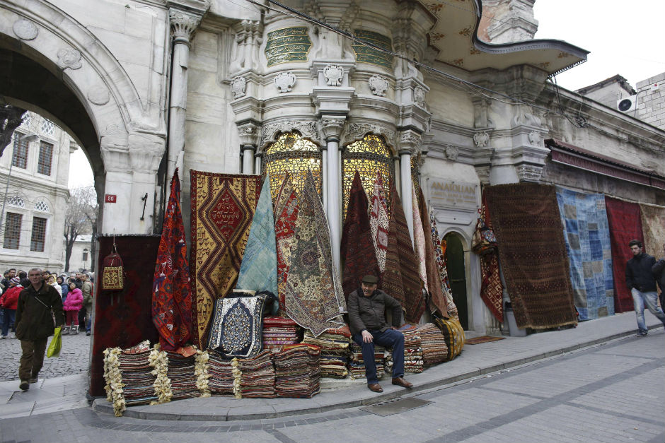 2016-03-28T040213Z_262858628_GF10000362590_RTRMADP_3_TURKEY-ECONOMY-GDP