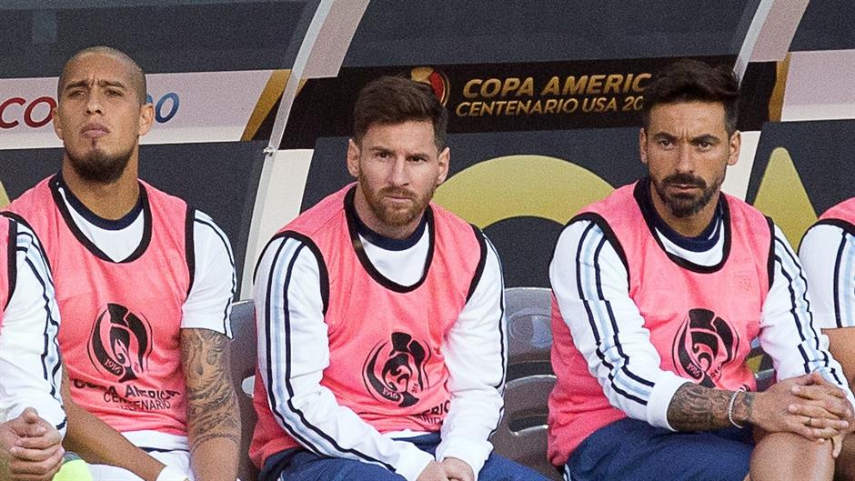 2016-06-07T031742Z_1402257742_NOCID_RTRMADP_3_SOCCER-2016-COPA-AMERICA-CENTENARIO-ARGENTINA-AT-CHILE