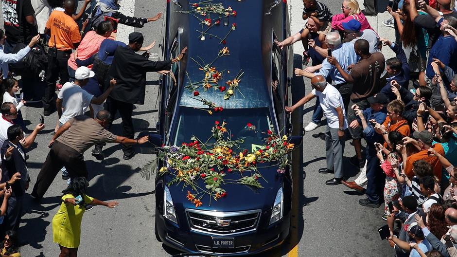 2016-06-10T223130Z_2001772544_S1AETJEIFQAA_RTRMADP_3_PEOPLE-ALI